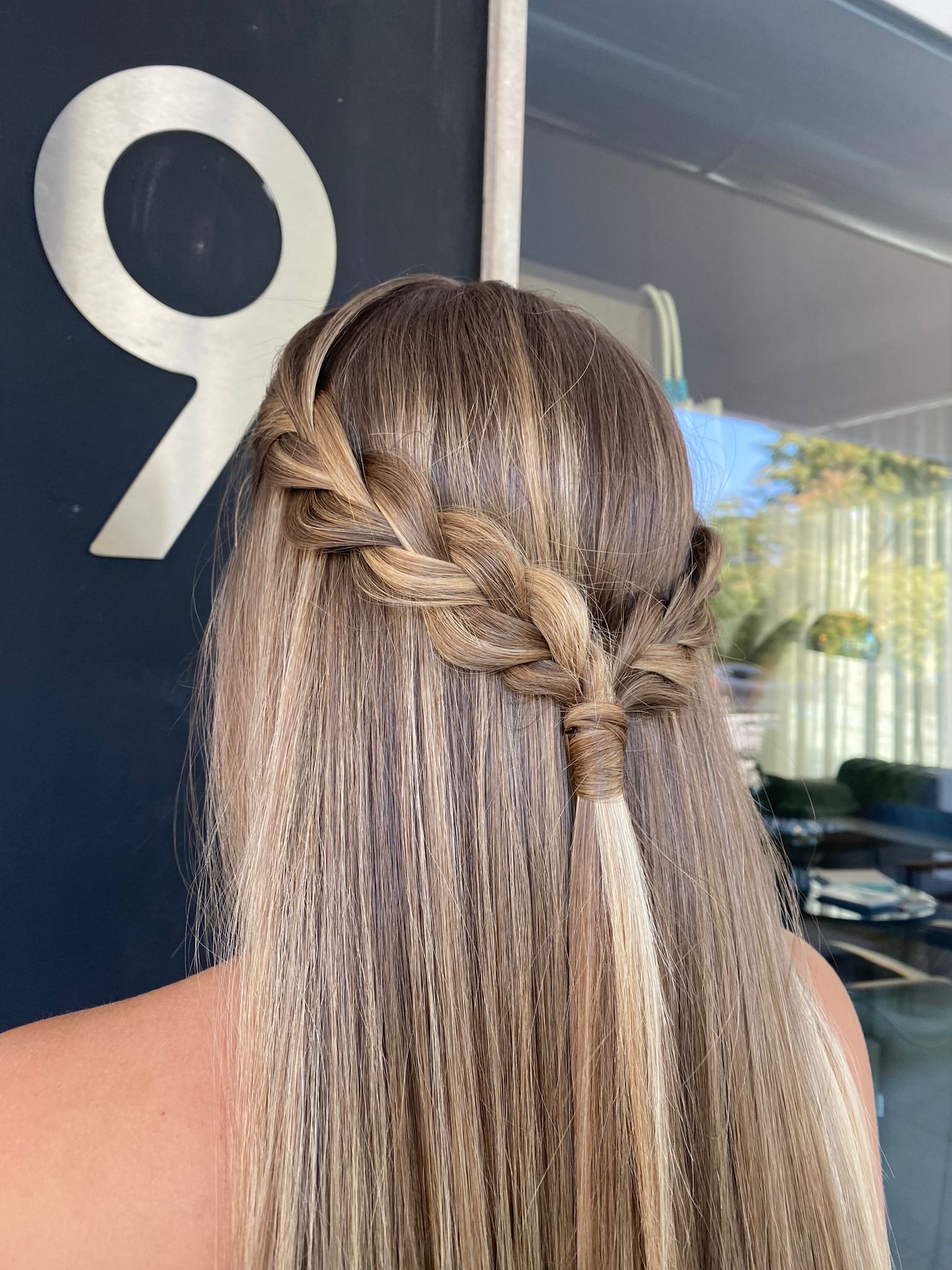 Semiraccolto intrecciato